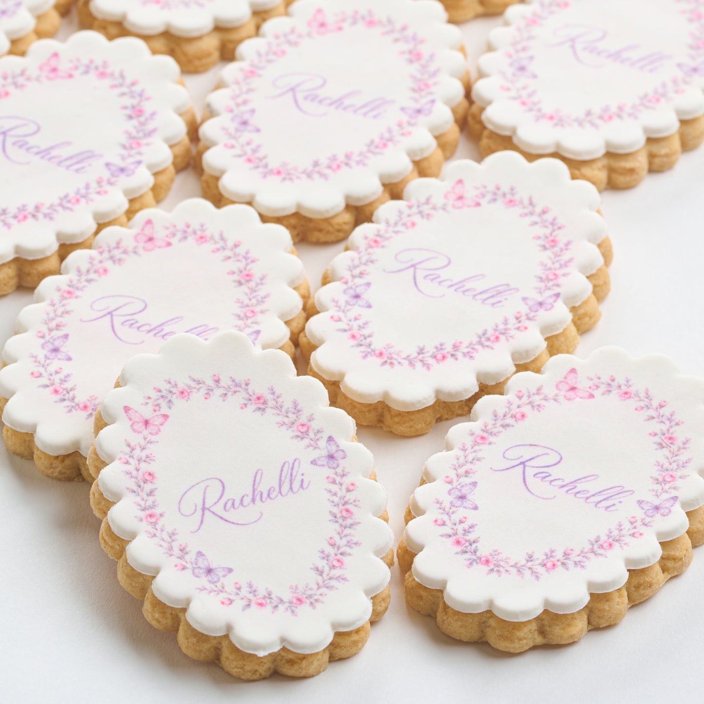 Personalized Oval Scalloped Floral Wreath Cookies (Style 113)