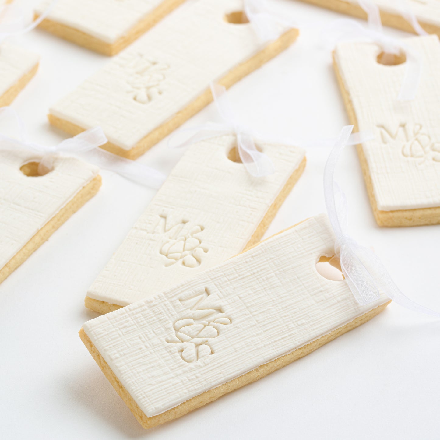 Personalized Tag With Ribbon Linen Texture Cookies (Style 118)