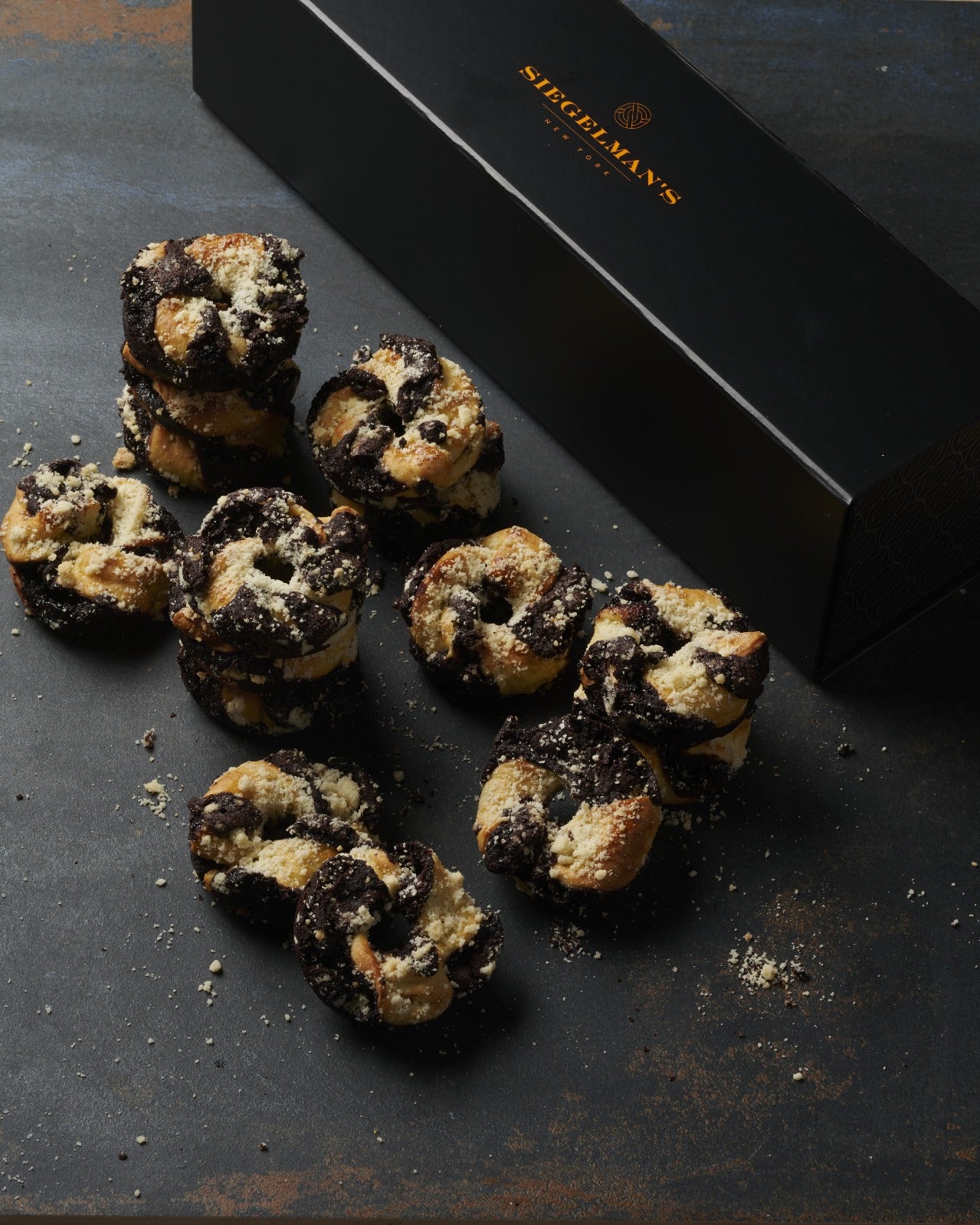 Babka Doughnut Magnetic Gift Box